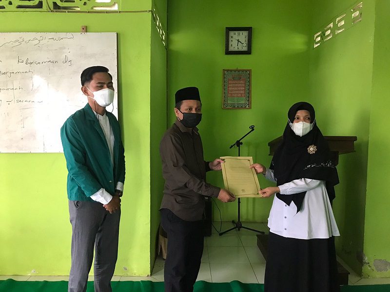 Read more about the article Serah Terima Kelompok 46 Magang II UIN Bengkulu, Abdul Aziz: Mohon anak anak kami dibimbing!!