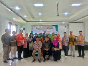 Read more about the article Guru Besar UIN Sunan Kalijaga Yogyakarta isi Pelatihan di Fakultas Syariah