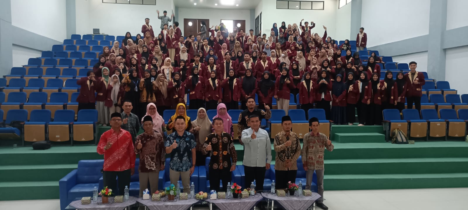 You are currently viewing Penandatanganan LoI antara Fakultas Tarbiyah dan Tadris UIN Fatmawati Sukarno Bengkulu dengan Institute Tropical Biology and Conservation, Universitas Malaysia Sabah