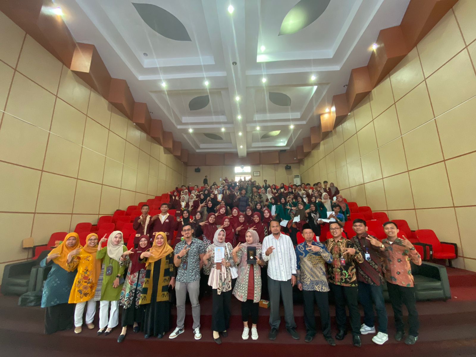 You are currently viewing UINFAS Bengkulu Sukses Gelar Seminar “Literasi & Sosialisasi Pegadaian Syariah” Serta Penandatanganan MoU