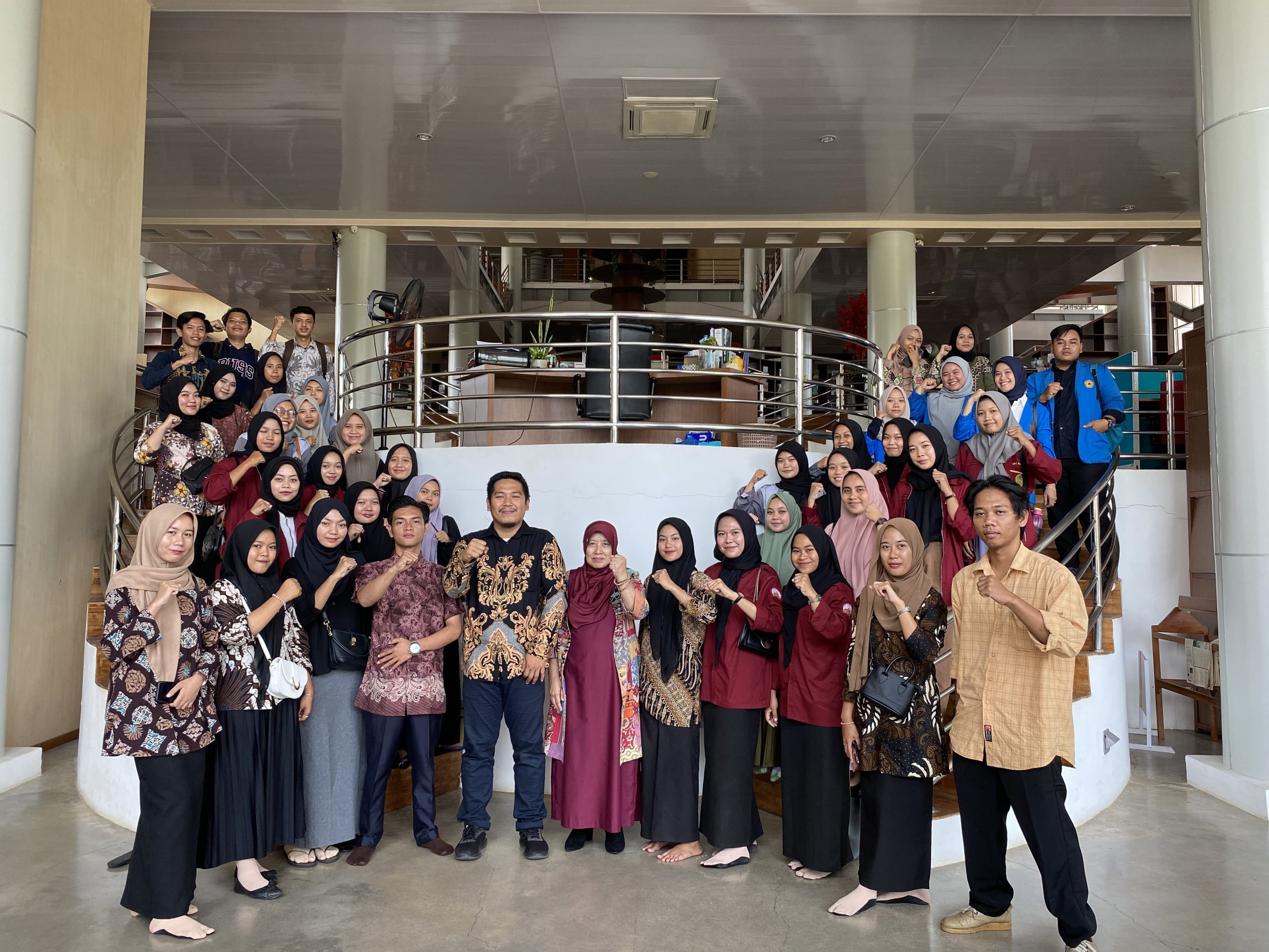 You are currently viewing VISITING LECTURER PRODI TADRIS IPS DAN PRODI PENDIDIKAN IPS UPI