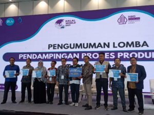 Pusat Halal UIN Fatmawati Sukarno Bengkulu Terima Apresiasi LP3H Terbaik International Halal Conference (H20) Halal World 2023