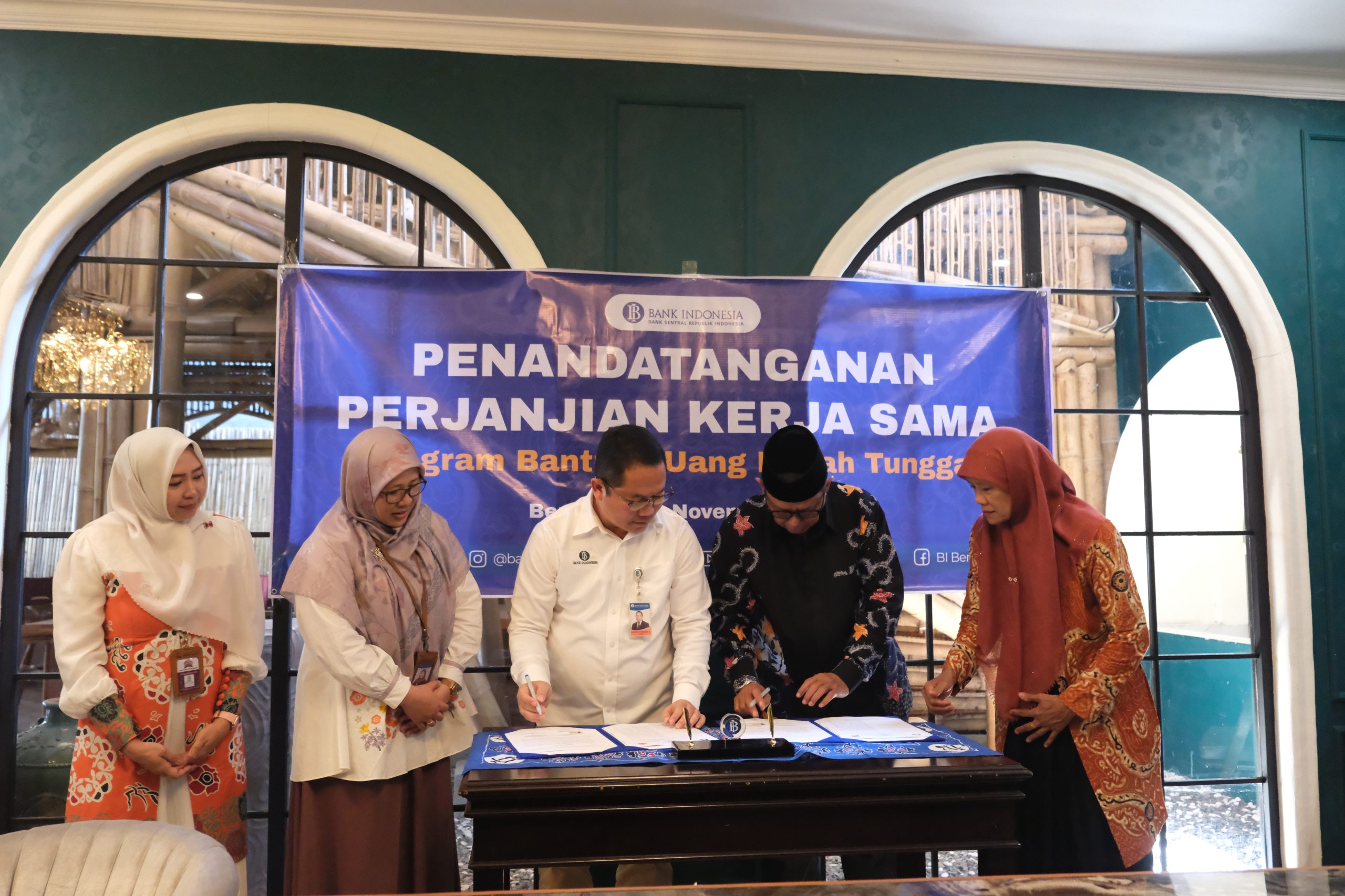 Read more about the article UIN Fas Bengkulu dan KPw Bank Indonesia Bengkulu Teken Perjanjian Kerja Sama Program Bantuan UKT Bagi Mahasiswa