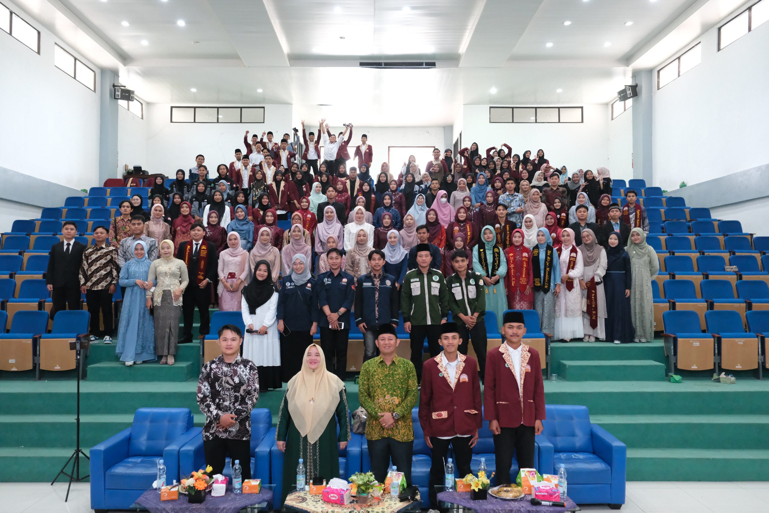 Read more about the article Pelantikan, Pelepasan Wisudawan, dan Musyawarah Kerja IMAKIP