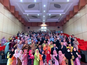 Read more about the article Yudisium Angkatan IX Fakultas Ekonomi dan Bisnis Islam