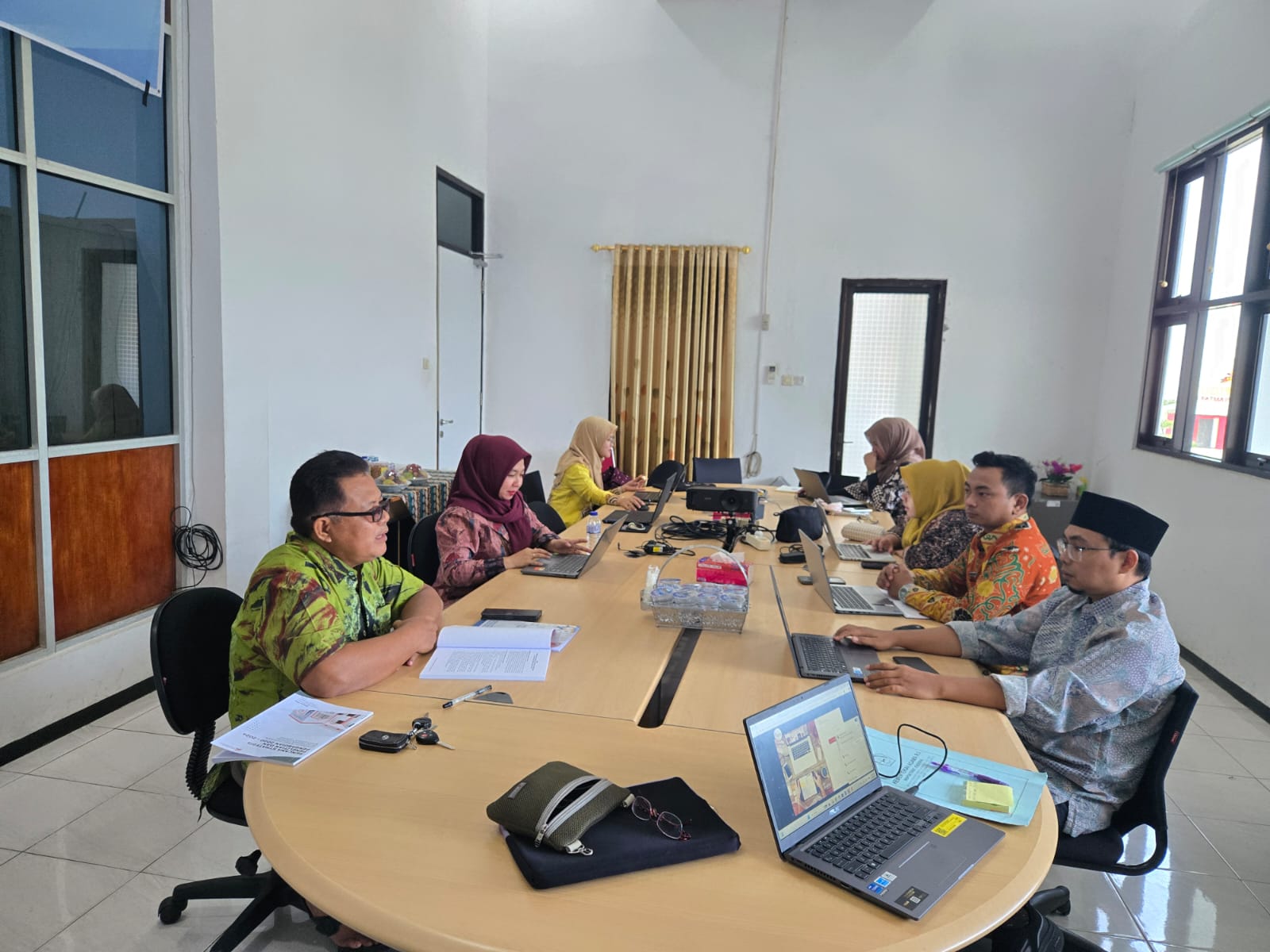 You are currently viewing UIN Fatmawati Sukarno Bengkulu Terima Kunjungan Tim Auditor Itjen Kemenag RI untuk Audit Operasional