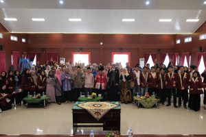 Read more about the article Pascasarjana UIN Fatmawati Sukarno Bengkulu Gelar Training: Cetak Generasi Hebat, Berkarakter, Spiritual, dan Cerdas di Era Digital.