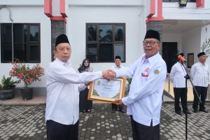 Read more about the article UINFAS Bengkulu Gelar Apel Gabungan, Terima Penghargaan dari BAZNAS Provinsi Bengkulu