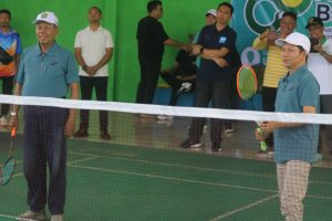 Read more about the article Rektor UIN FAS Bengkulu Tekankan Pentingnya Kerukunan Umat pada Turnamen Persahabatan Badminton HAB Kementerian Agama 2025