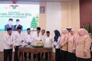 Read more about the article Syukuran HAB ke-80 Kemenag, UIN FAS Bengkulu Gelar Lomba Nasi Tumpeng di Auditorium
