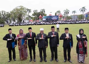 Read more about the article Peringati HAB ke-80 Kementerian Agama, Kanwil Kemenag Bengkulu dan UIN FAS Gelar Upacara di Halaman Kantor Gubernur