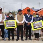 Menag Salurkan Bantuan Rp596 Juta untuk Madrasah, Guru, dan Siswa Terdampak Longsor Cisarua