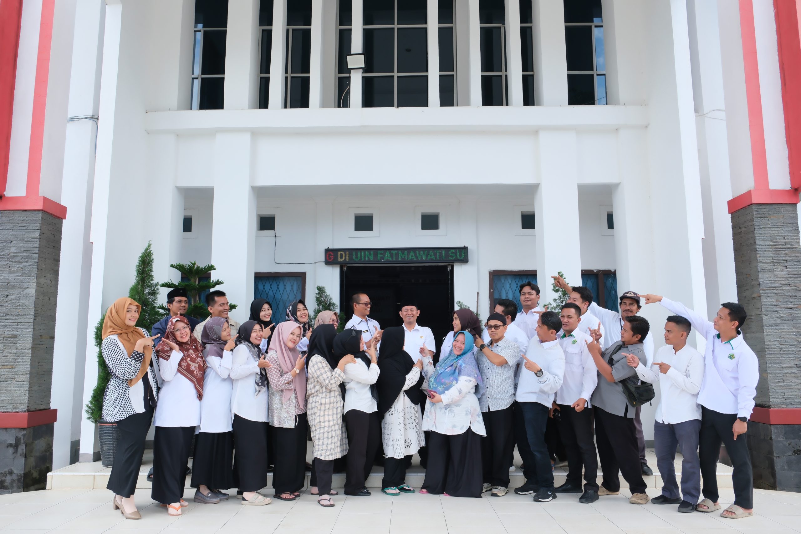 Read more about the article Perpisahan Penuh Haru, Dr. Sri Ihsan Tinggalkan Kenangan Mendalam di UINFAS Bengkulu