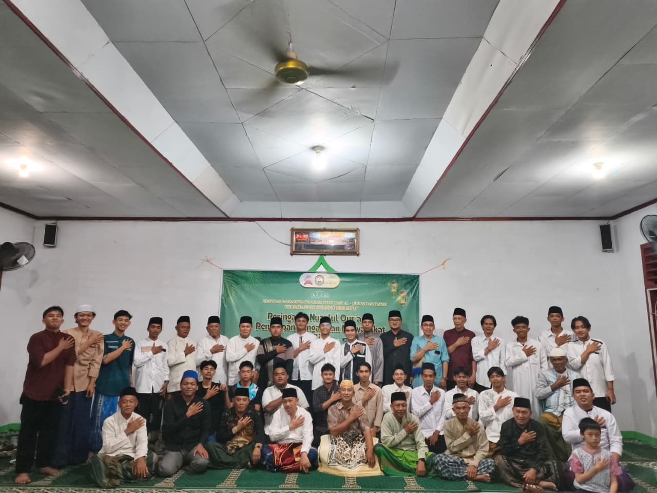 Read more about the article HMPS Ilmu Al-Qur’an dan Tafsir UINFAS Bengkulu Sukses Gelar Pengabdian Masyarakat Ramadhan, Khatam Al-Qur’an Dua Kali