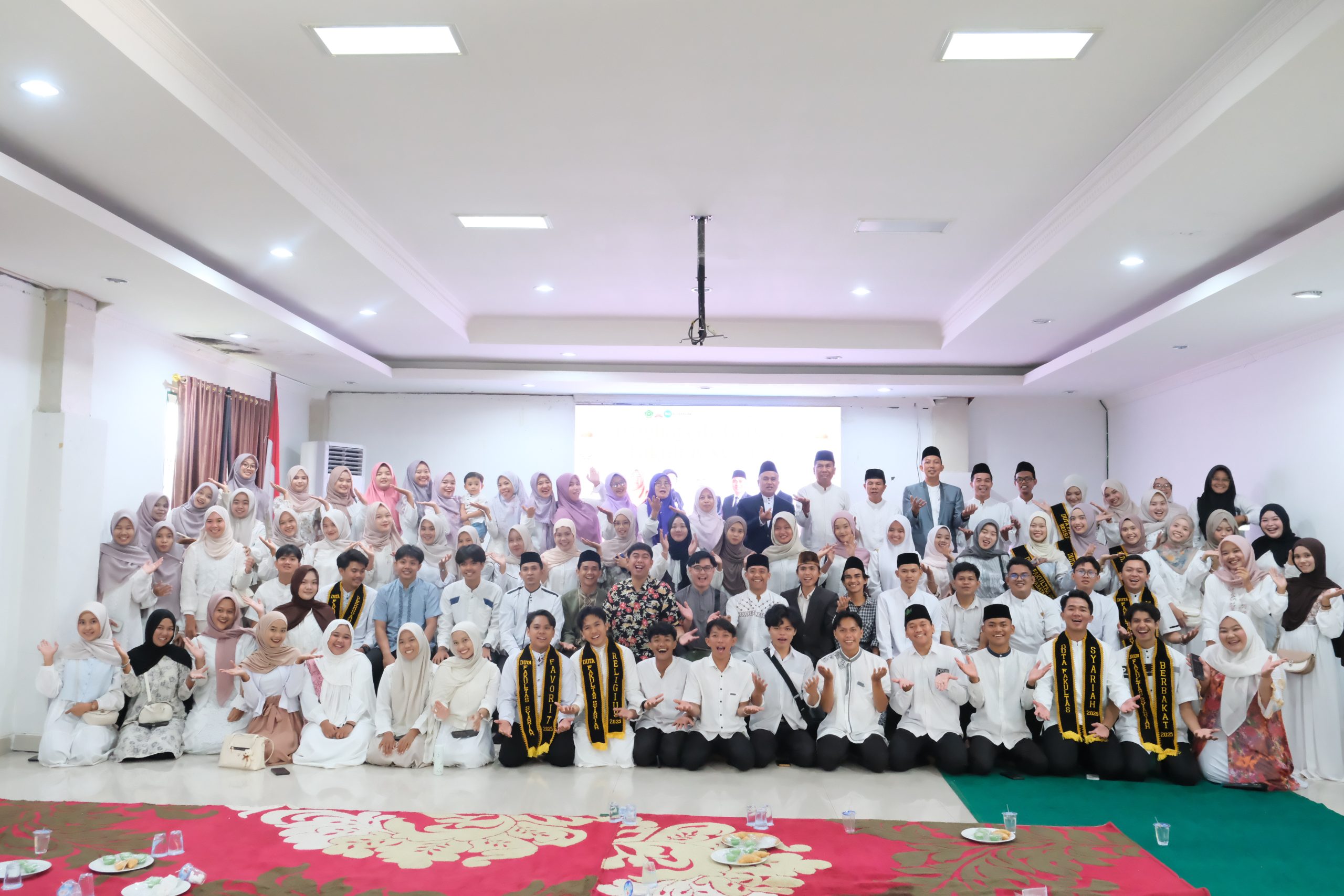 Read more about the article Istighotsah Bersama Fakultas Syariah UINFAS Bengkulu, Perkuat Spiritualitas dan Dukungan untuk Kepemimpinan Kampus