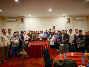 Read more about the article Perkuat Kolaborasi Nasional, LPPM UIN Fatmawati Sukarno Bengkulu Teken Kerja Sama dengan 28 PTKIN di Padang