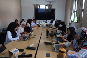 Read more about the article Perkuat Kurikulum OBE dan MBKM Free Form, FEBI UINFAS Bengkulu Libatkan DUDI dan Mitra Strategis