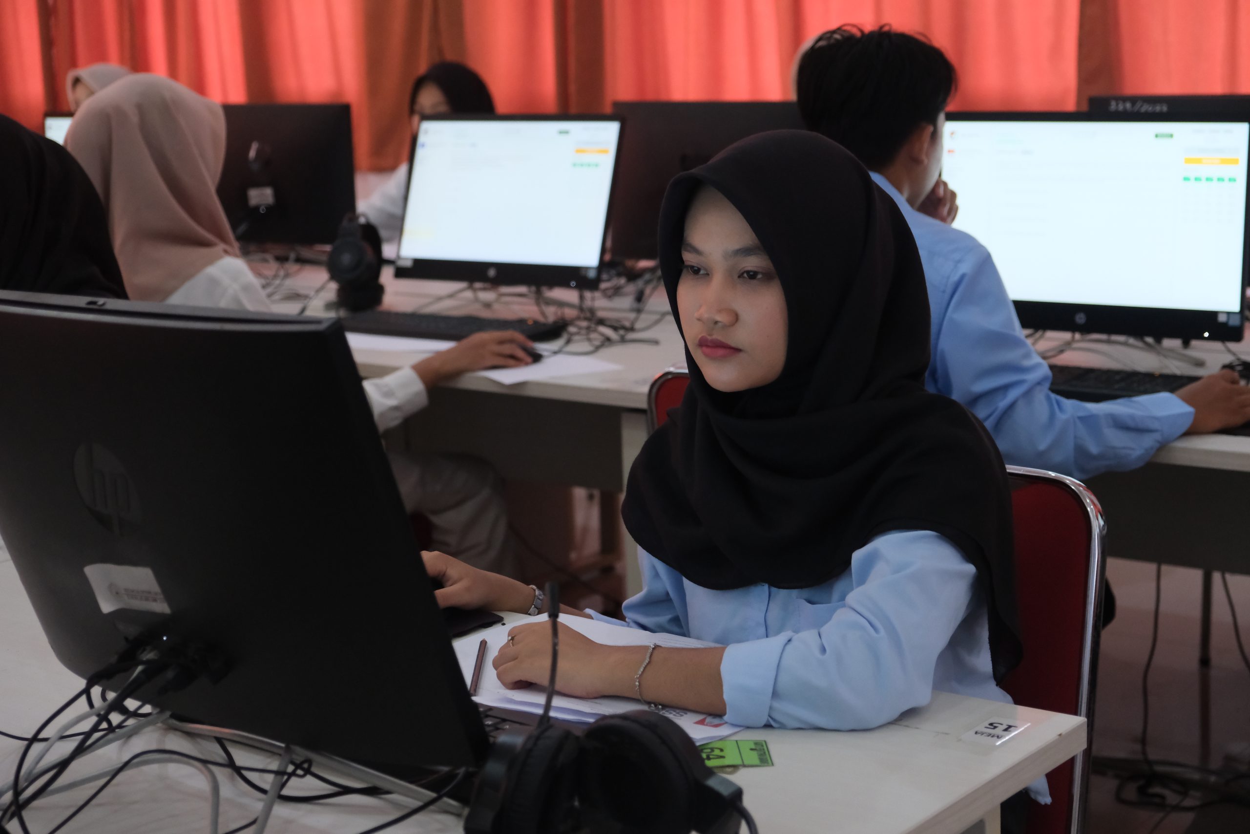 You are currently viewing UM-PTKIN Hari Ke-2 di UIN Fatmawati Sukarno Bengkulu Berjalan Tertib, Minat Peserta Terus Meningkat