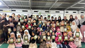 Read more about the article Inovatif dan Inspiratif, Mahasiswa UIN Fatmawati Sukarno Bengkulu Ubah Donasi Pakaian Menjadi Wakaf Al-Qur’an