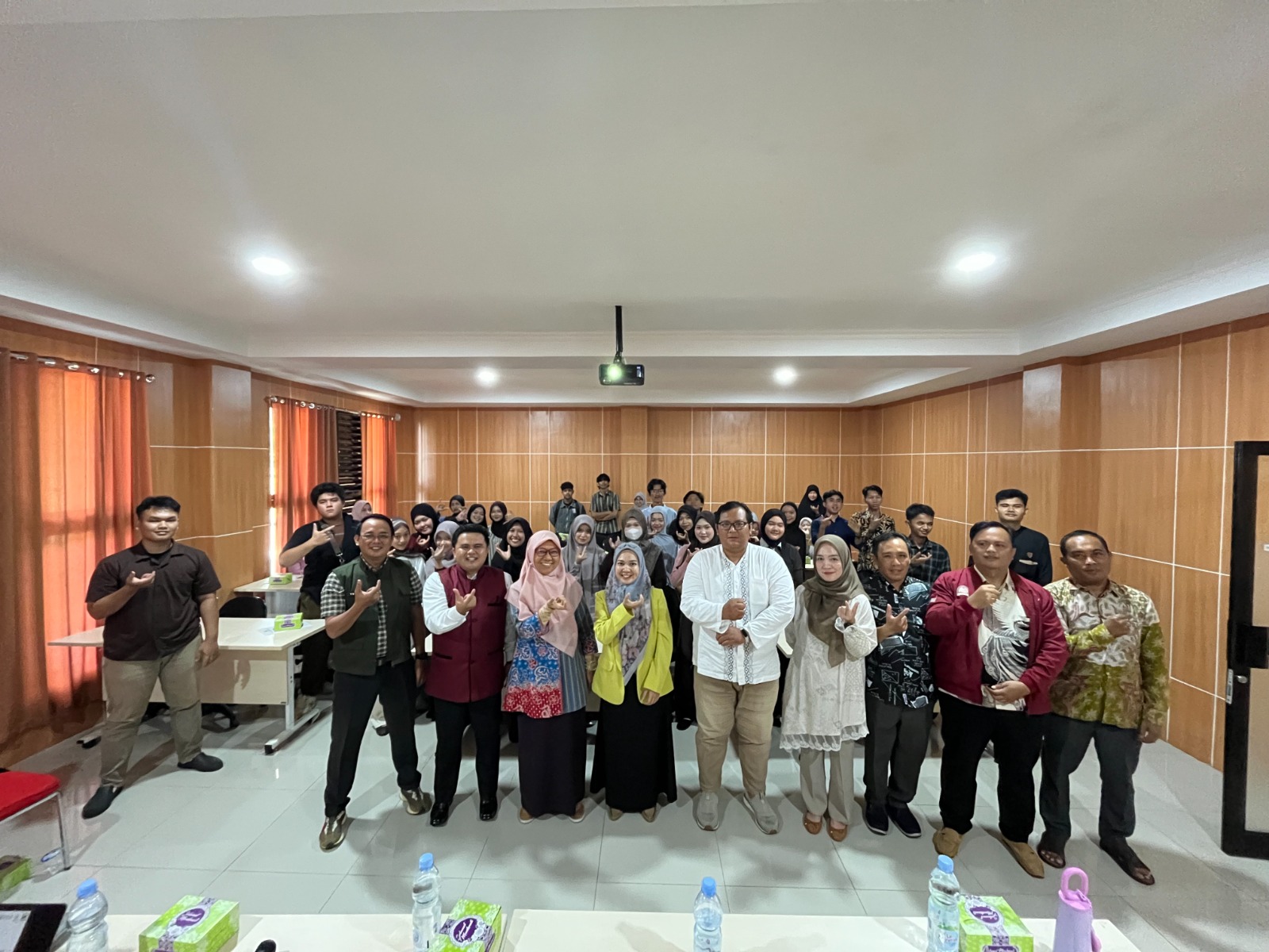 Read more about the article UPT Bahasa UIN FAS Bengkulu Gelar Training for IELTS, Siapkan Mahasiswa Berdaya Saing Global di Era Digital
