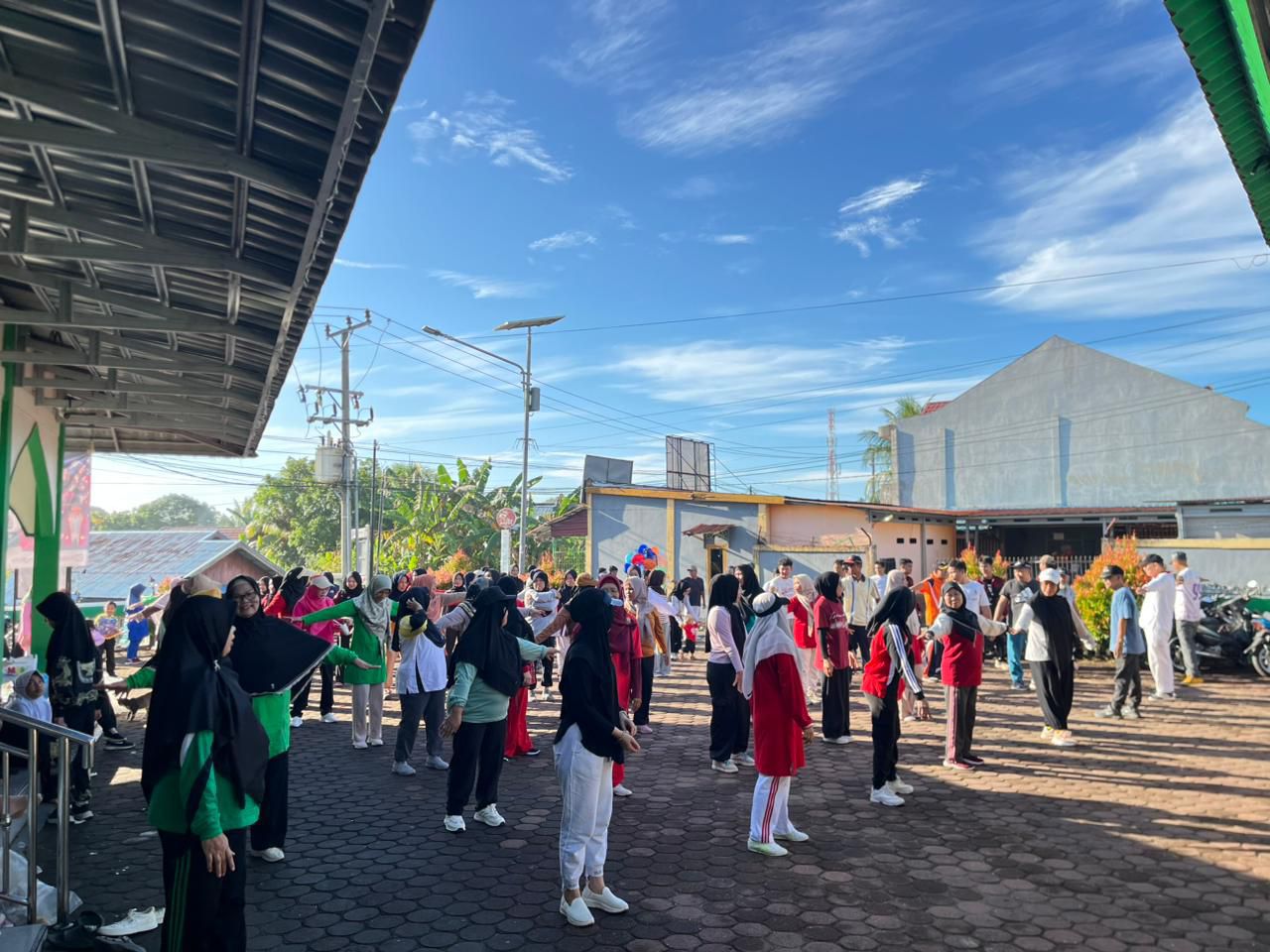 You are currently viewing Semarak Tahun Baru Islam, Mahasiswa KKN MBKM FUAD UIN FAS Bengkulu dan RISMA Nurul Huda Gelar Gebyar 1 Muharram Berhadiah Jutaan Rupiah
