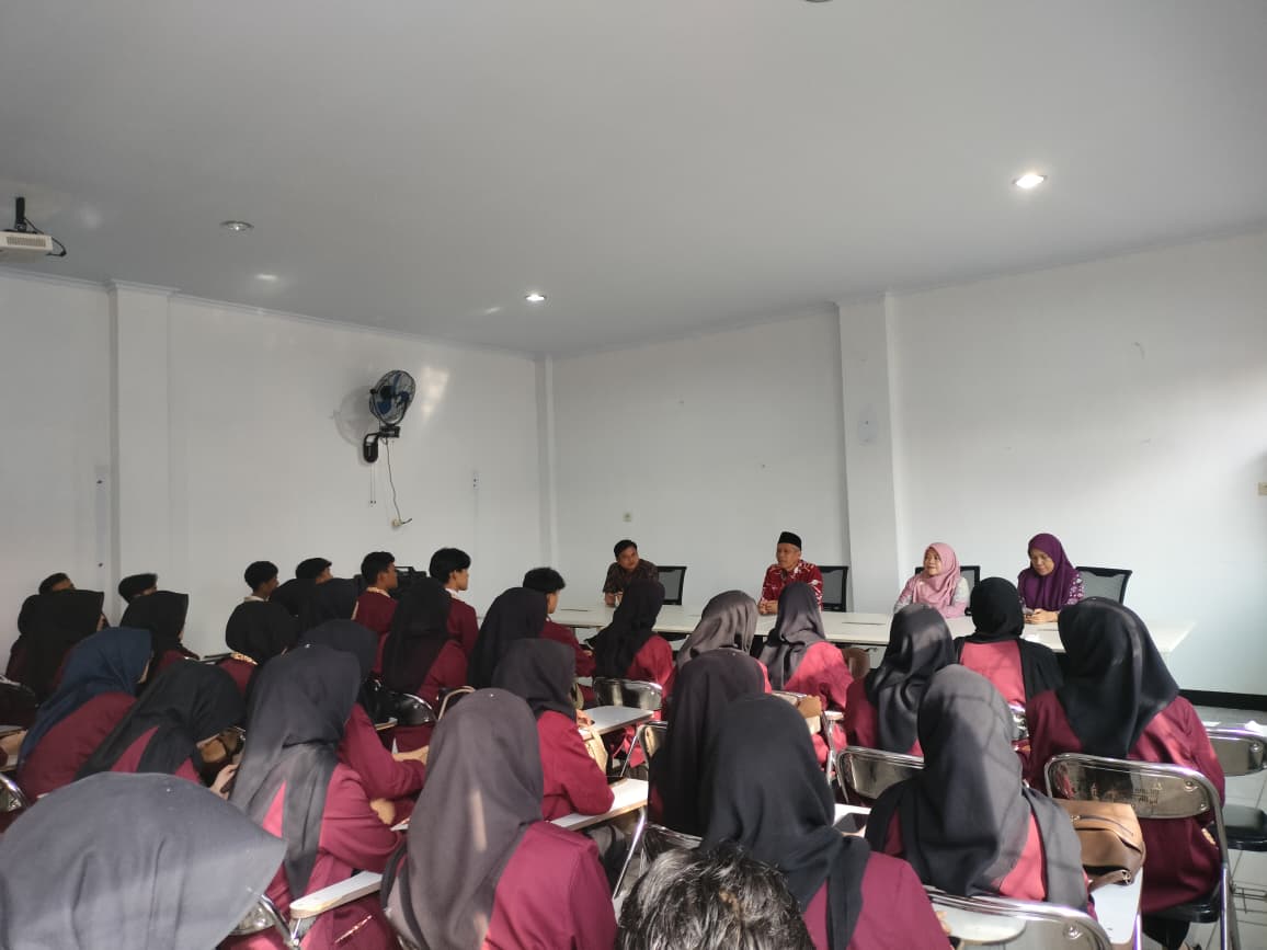 Read more about the article FEBI UIN Fatmawati Sukarno Bengkulu Bekali Mahasiswa PPL, Siapkan Lulusan Siap Kerja dan Profesional