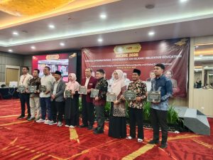 Read more about the article PAI UIN Fatmawati Sukarno Bengkulu Borong Prestasi di MUNAS PPPAII dan AICIRE 2026, Raih Penghargaan Nasional hingga Juara I Video Digital