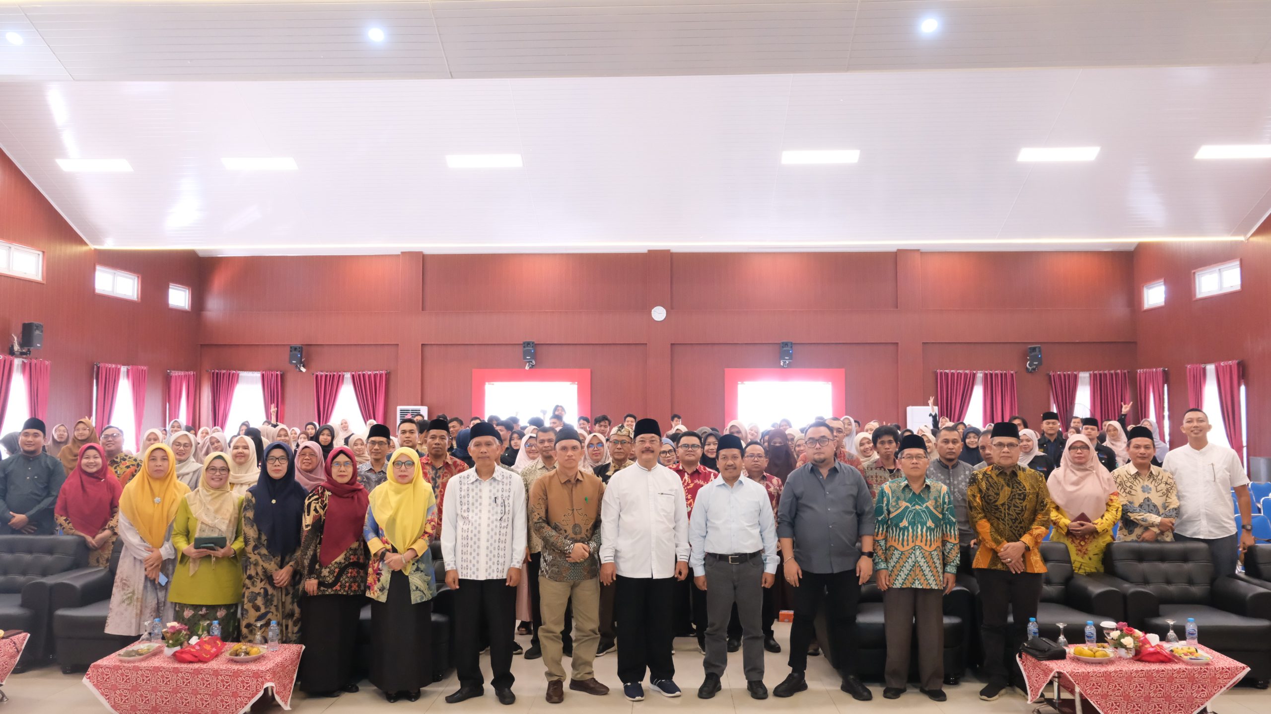 Read more about the article UIN Fatmawati Sukarno Bengkulu Gelar Seminar Nasional Transformasi Beasiswa KIP dan Sosialisasi Riset MORA, Perkuat SDM Unggul Berdaya Saing