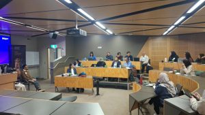 Read more about the article Prof. Riswanto Paparkan Penyusunan Kamus Bahasa Rejang Tiga Bahasa dalam Kuliah Tamu di ANU Australia