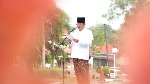 Read more about the article UIN FAS Bengkulu Gelar Upacara Hari Santri Nasional 2026, Teguhkan Semangat Santri Menuju Indonesia Emas