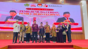 Read more about the article Kuliah Tamu MKWU Pendidikan Kewarganegaraan UIN FAS Bengkulu Dorong Mahasiswa Jadi Pemilih Muda Cerdas dan Berintegritas