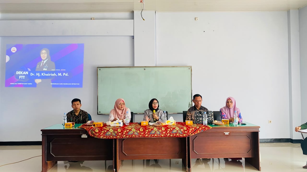 Read more about the article PGMI UIN FAS Bengkulu Gelar Pelatihan Perangkat Pembelajaran, Siapkan Calon Guru MI yang Kreatif dan Profesional