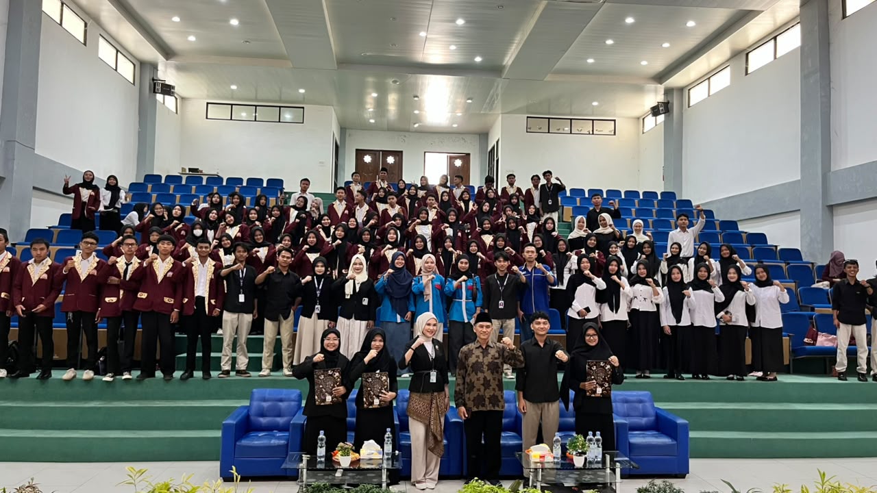 Read more about the article DEMA FUAD UIN Fatmawati Sukarno Bengkulu Perkuat Kepemimpinan Mahasiswa melalui Seminar dan Pelatihan Manajemen Organisasi